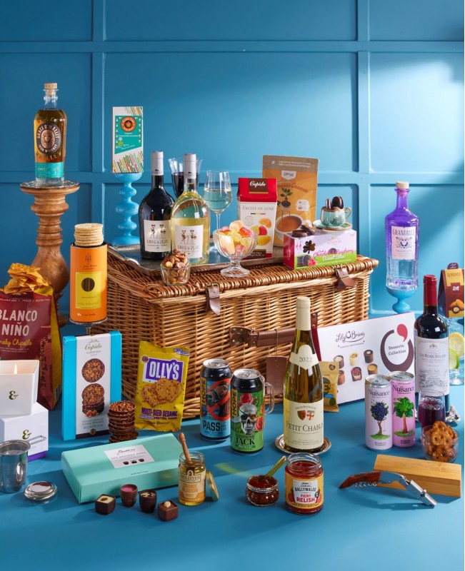 The Royal Feast Gift Basket